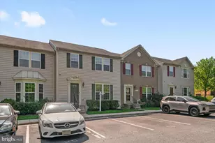 1229 Graycliff Ln, Odenton, MD 21113 - Photo 3