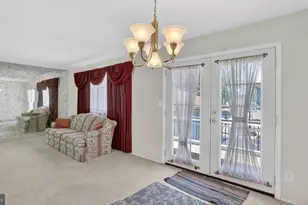 306 Shetlands Ln, Glen Burnie, MD 21061 - Photo 17