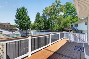 306 Shetlands Ln, Glen Burnie, MD 21061 - Photo 7
