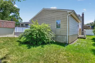 306 Shetlands Ln, Glen Burnie, MD 21061 - Photo 51