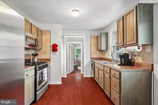 7910 Mayford Ave, Pasadena, MD 21122 - Photo 17