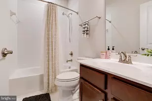 547 Willow Bend Dr, Glen Burnie, MD 21060 - Photo 49