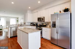 547 Willow Bend Dr, Glen Burnie, MD 21060 - Photo 27