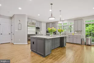 2512 Hobbits Ln, Davidsonville, MD 21035 - Photo 13
