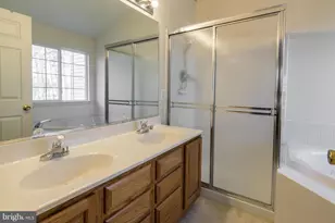 2715 Summers Ridge Dr, Odenton, MD 21113 - Photo 11