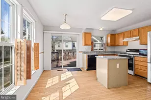 8224 Spadderdock Way, Laurel, MD 20724 - Photo 7