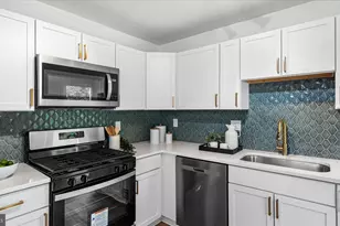 7956 Oakwood Rd, Glen Burnie, MD 21061 - Photo 17