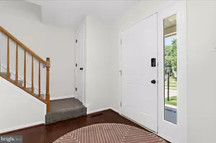 806 Vacation Dr, Odenton, MD 21113 - Photo 5