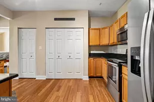 2400 Chestnut Terrace Ct, Odenton, MD 21113 - Photo 9