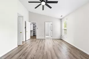 210 Eisenhower Ct, Odenton, MD 21113 - Photo 13