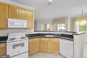 2605 Chapel Lake Dr, Gambrills, MD 21054 - Photo 9