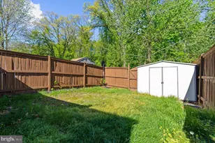 8164 Hazy Dawn Ct, Pasadena, MD 21122 - Photo 35