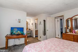 8166 Hazy Dawn Ct, Pasadena, MD 21122 - Photo 13
