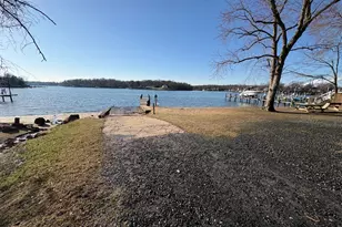 1105 Hotel Dr, Pasadena, MD 21122 - Photo 25