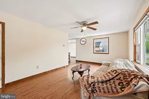 1710 Pleasantville Dr, Glen Burnie, MD 21061 - Photo 9