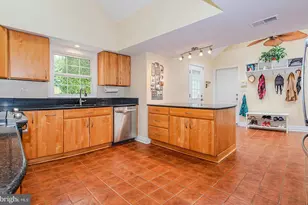 1855 Crofton Pkwy, Crofton, MD 21114 - Photo 13