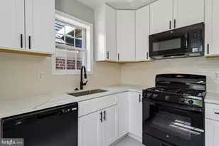 527 Forest View Rd, Linthicum Heights, MD 21090 - Photo 11