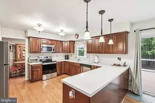 592 Eason Dr, Severn, MD 21144 - Photo 9