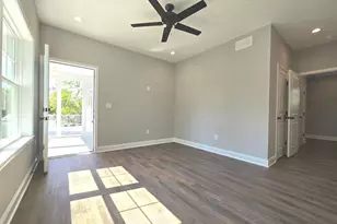 2001 Poplar Ridge Rd, Pasadena, MD 21122 - Photo 29