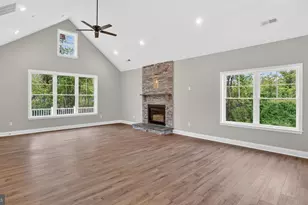 2001 Poplar Ridge Rd, Pasadena, MD 21122 - Photo 17