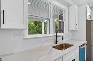 2001 Poplar Ridge Rd, Pasadena, MD 21122 - Photo 11