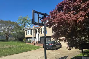 209 New York Ave, Pasadena, MD 21122 - Photo 9