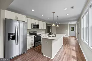 14 Montrose Rd, Pasadena, MD 21122 - Photo 11
