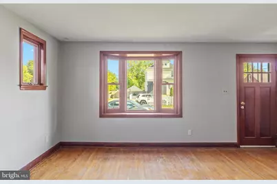 312 Townsend Avenue, Baltimore, MD 21225 - Photo 3