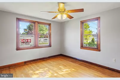 312 Townsend Avenue, Baltimore, MD 21225 - Photo 5