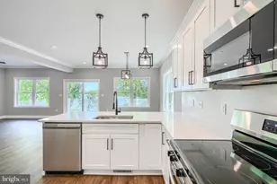 1106 Marley Creek Dr, Glen Burnie, MD 21060 - Photo 23