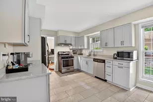 1202 Viking Dr N, Arnold, MD 21012 - Photo 3