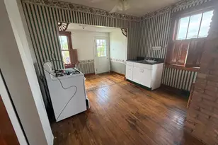 636 Holy Cross Rd, Baltimore, MD 21225 - Photo 7
