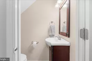 137 Arundel Rd, Pasadena, MD 21122 - Photo 9