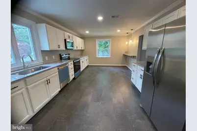 401 Forest View, Linthicum Heights, MD 21090 - Photo 7