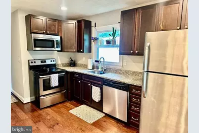 8020 Escalon Avenue, Pasadena, MD 21122 - Photo 7