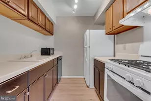 104 Mountain Rd, Glen Burnie, MD 21060 - Photo 3