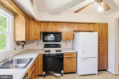 536 Williamsburg Lane, Odenton, MD 21113 - Photo 17