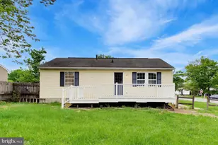 1242 Cedarcliff Dr, Glen Burnie, MD 21060 - Photo 5