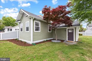 1621 Bentley Rd, Edgewater, MD 21037 - Photo 1