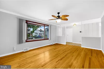 7969 Crownsway, Glen Burnie, MD 21061 - Photo 9