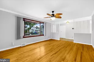 7969 Crownsway, Glen Burnie, MD 21061 - Photo 9