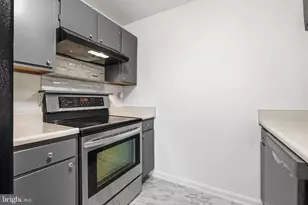 6604 Rapid Water Way, Glen Burnie, MD 21060 - Photo 11