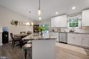 1243 Silver Run Dr, Pasadena, MD 21122 - Photo 9