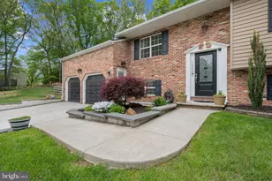 1243 Silver Run Dr, Pasadena, MD 21122 - Photo 3