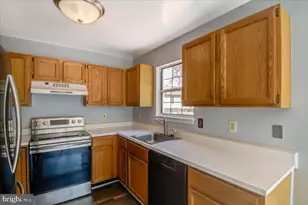 2207 Commissary Cir, Odenton, MD 21113 - Photo 7