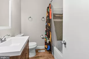 8011 Mansion House Crossing, Pasadena, MD 21122 - Photo 27
