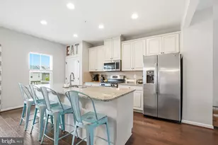 729 Ravenwood Dr, Glen Burnie, MD 21060 - Photo 17