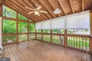 565 Sunset Knoll Rd, Pasadena, MD 21122 - Photo 37