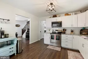 6222 Groveland Rd, Linthicum Heights, MD 21090 - Photo 11
