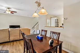 8733 Orchard Green Ct, Odenton, MD 21113 - Photo 11